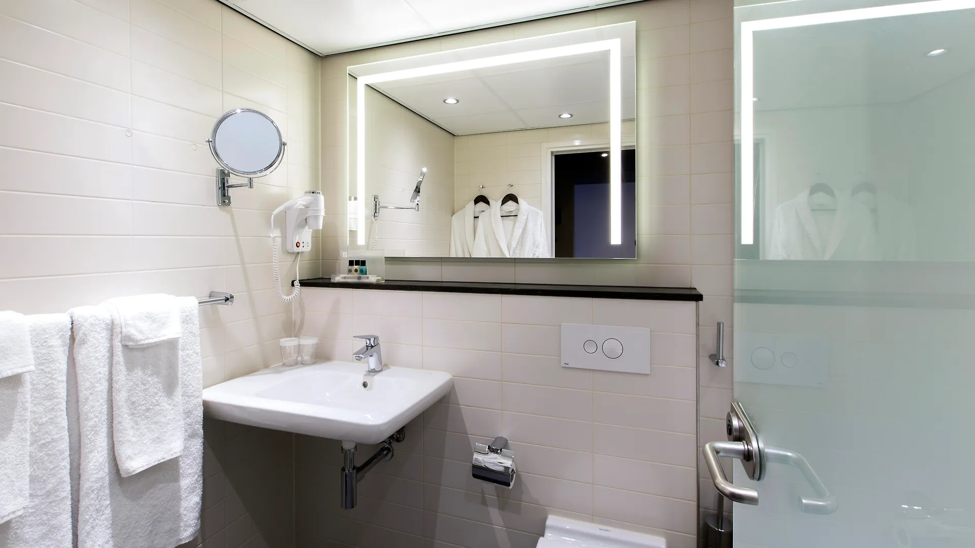 Holiday Inn Eindhoven Centre By Ihg